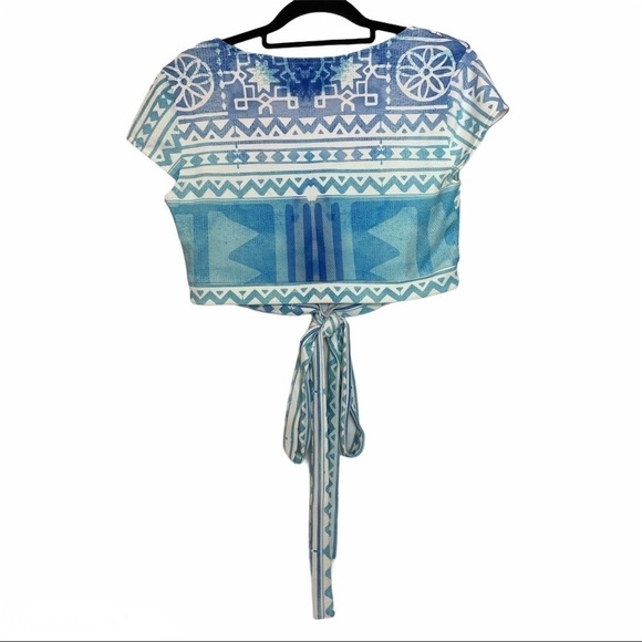 🎉 Host Pick 🎉 SABO Skirt Cropped Double Waist Tie Cap Sleeve Top - Picture 3 of 12